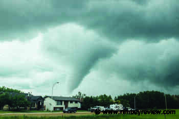 Conditions favourable for funnel clouds in Red Deer, central Alberta - Rimbey Review
