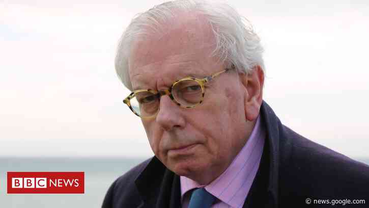 David Starkey criticised over slavery comments - BBC News