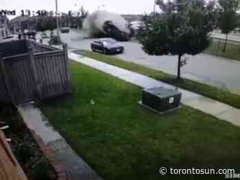 Driver in shocking Brampton crash video walks away, faces charge - Toronto Sun