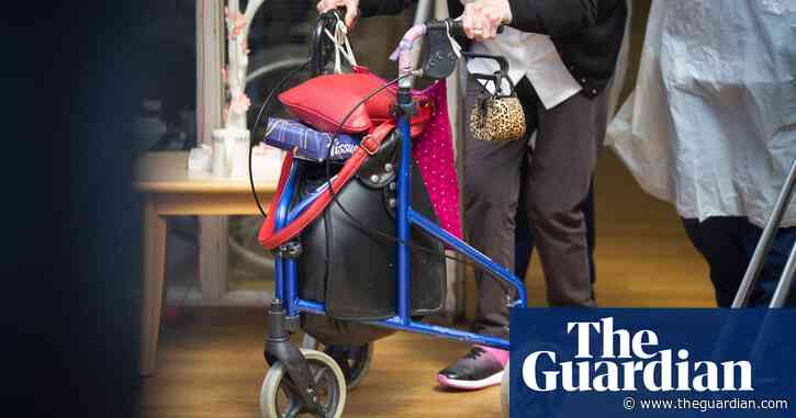 Covid-19 infections 'higher at care homes in England that use more agency staff'