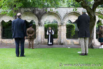Wreath laid on anniversary of Battle of Kohima