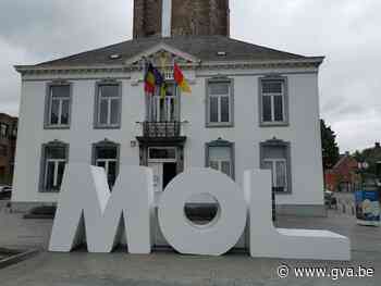 Reuzenletters heten iedereen welkom in Mol (Mol) - Gazet van Antwerpen