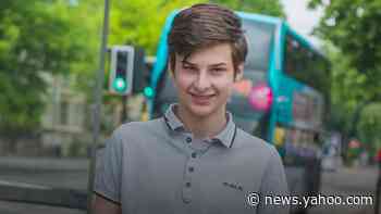 Teenage entrepreneur launches wearable tech to tackle Covid-19 transmissions from face touching - Yahoo News