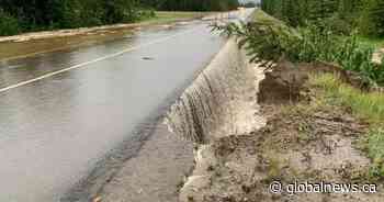 Flooding impacts Highway 16 traffic east of Jasper - Globalnews.ca