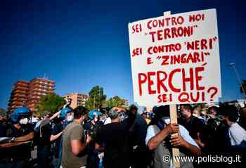 Dopo Genova e Codogno, Salvini va a Mondragone. Comizio interrotto dalle accese proteste - Polisblog.it