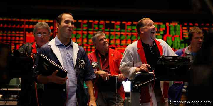 JPMorgan volatility traders raked in $700 million through June — 3 times what they brought in for all of 2019. Here's how they outpaced Goldman Sachs and Morgan Stanley on the hottest trade of the year.