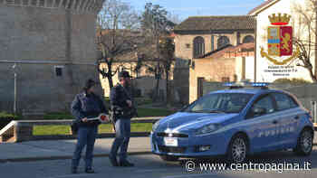 Controlli della polizia: tre donne nei guai a Senigallia - Centropagina