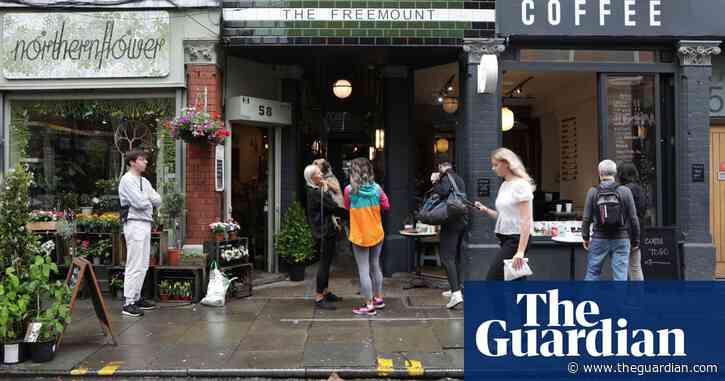 'I think everybody's going to behave': Mancunians cautious as lockdown eases