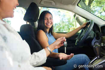 The Medical Minute: How to Help Teen Drivers Stay Safe - GANT News