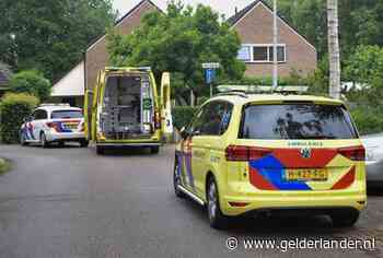 Achtjarig jongetje door auto aangereden in Doetinchem: ernstig gewond naar Radboud