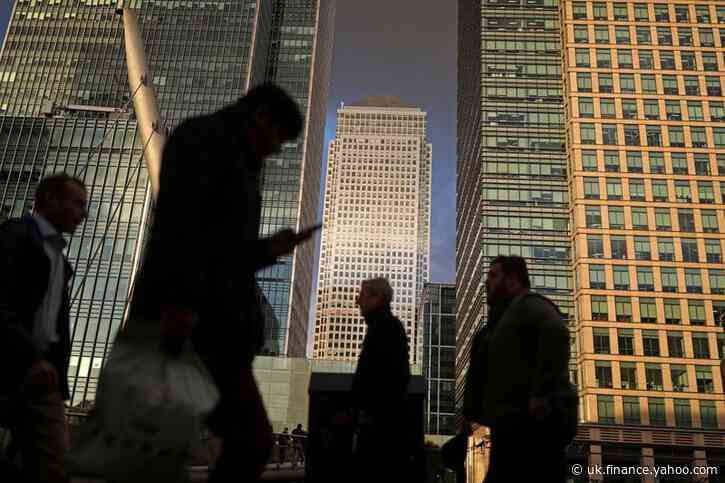 UK to double work coaches as lockdown hammers jobs market