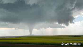 Funnel clouds touch down in southwestern Sask.
