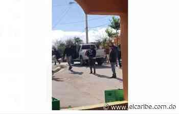 Policía Militar Electoral realiza intervención en Enriquillo por enfrentamiento entre partidos - El Caribe