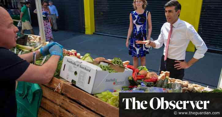 Sunak considers £500 vouchers for all UK adults to spend in Covid-hit firms