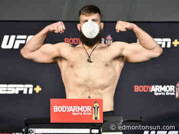 Edmonton fighter shares view from inside UFC bubble - Edmonton Sun