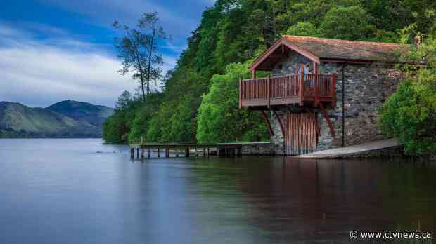 Cottage real estate market heats up with more Canadians working remotely