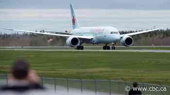 Halifax man walks off flight to St. John's over COVID-19 concerns