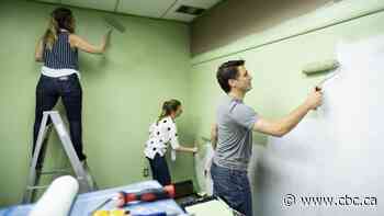 WE Charity is out of grant program, but issues remain with paying student volunteers