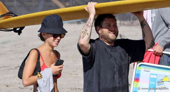 Jonah Hill & Fiancee Gianna Santos Spend the Day at the Beach!