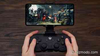 There's Now a Slimmer Xbox Controller For Microsoft's xCloud Game Streaming Service