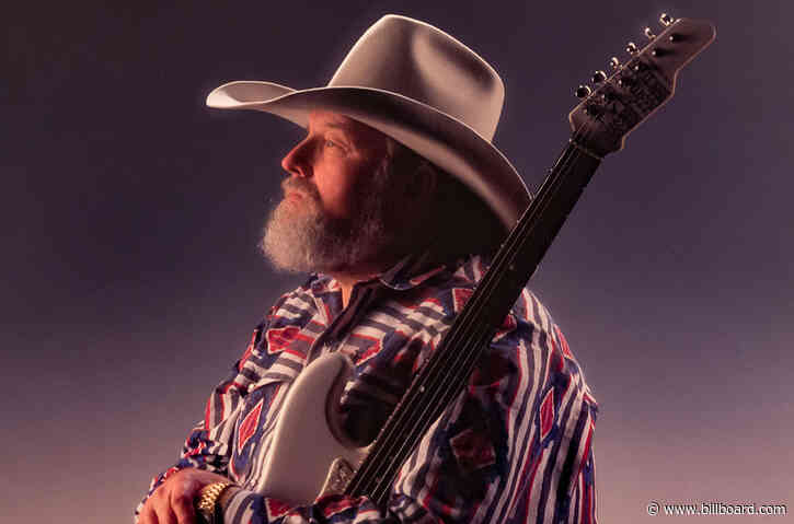 Brad Paisley, Luke Combs, & More Remember Charlie Daniels: ‘The Country Music Flag Is Flying at Half Mast’