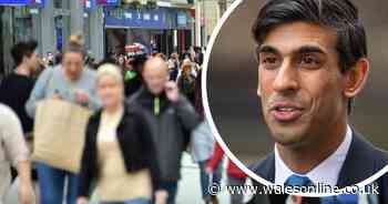 Government considering £500 voucher for all adults to spend shopping