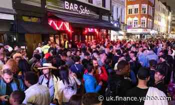 High street spending doubles on Saturday after easing of English lockdown