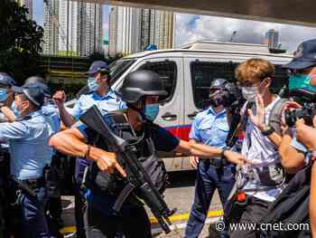 Facebook, Twitter, Google pause review of Hong Kong requests for user data     - CNET