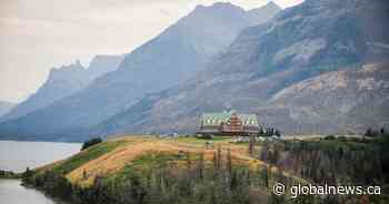 Southern Alberta tourist attractions see more local visitors amid continued Canada-U.S. border closures
