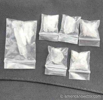 Detiene SSP a dos en posesión de droga, en Uruapan - www.americanovictor.com