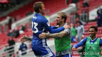 Cardiff City must be 'ruthless' in play-off bid, says boss Neil Harris