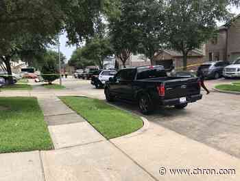 Fort Bend ISD police officer shoots wife at south Houston home, HPD says