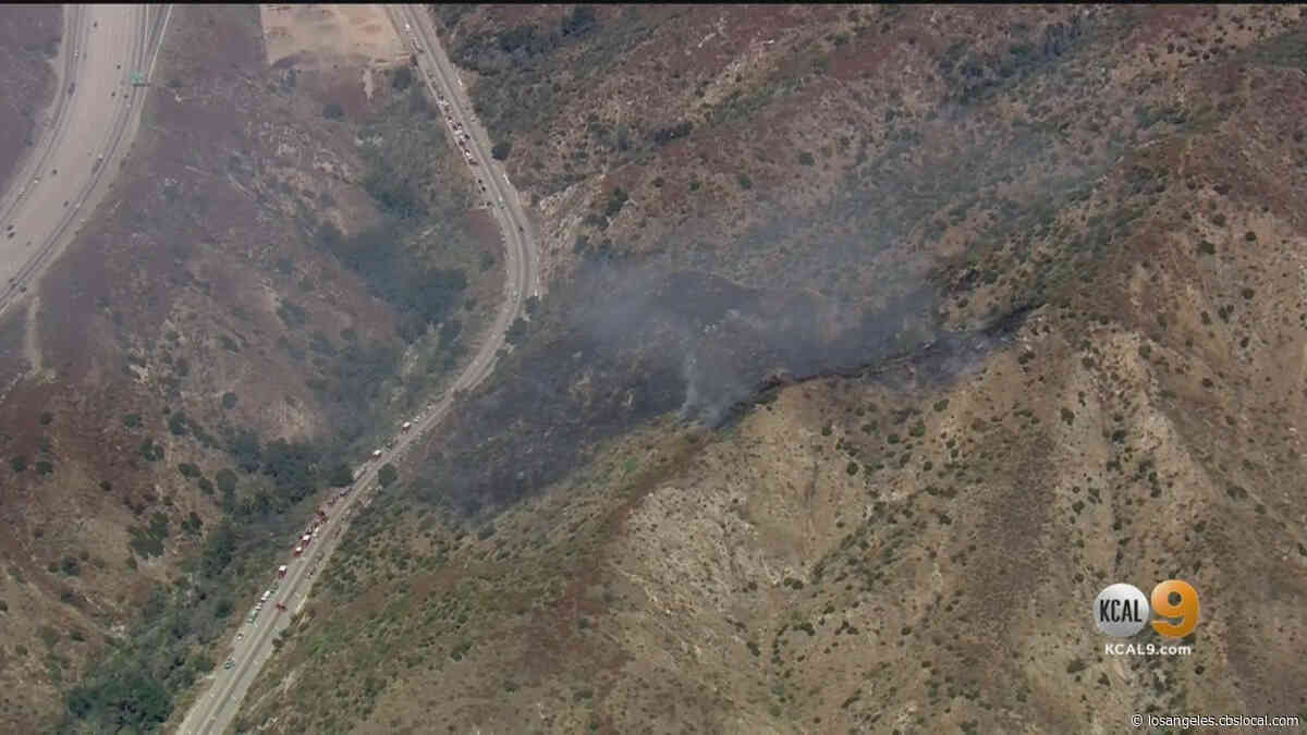 2 Firefighters Injured Battling Brush Fire Off La Tuna Canyon Road In
