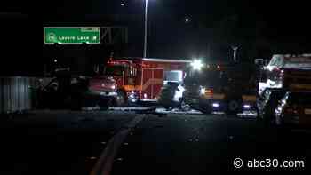 2 killed, 1 hospitalized after head-on crash in Visalia