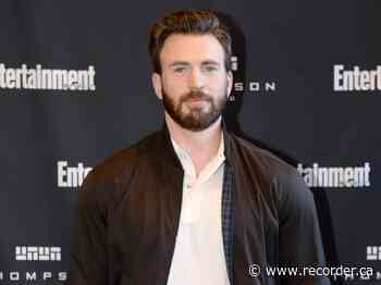 Chris Evans and Lily James spark romance rumours in London - Brockville Recorder and Times
