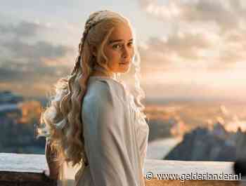 Game of Thrones-ster Emilia Clarke bedankt ziekenhuis in brief na aneurysma