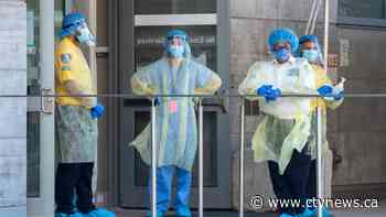 Why Canadian health leaders are downplaying concerns about airborne COVID-19 microdroplets