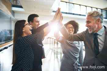 Coaching Direct Reports Off Your Team and Toward Their Goals - Motley Fool