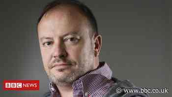 The gaming boss who gets addicted to the games