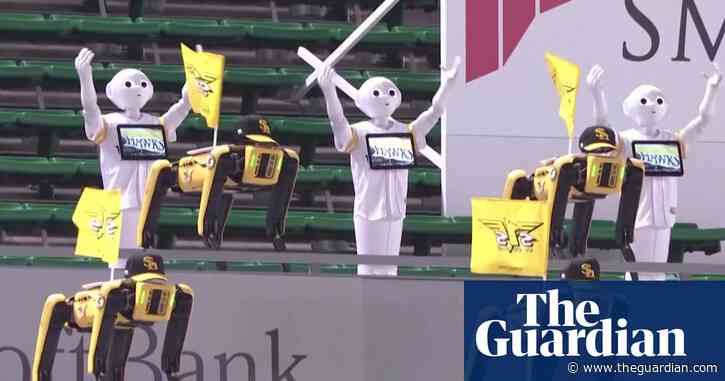 Dancing robots replace fans at baseball game in Japan – video