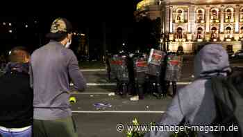 Coronavirus-Lockdown in Belgrad: Sturm auf Serbiens Parlament