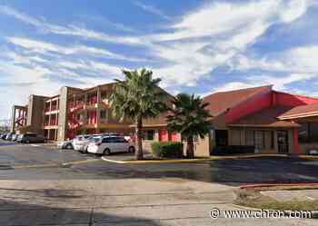 Man found shot dead in hotel near Hobby Airport