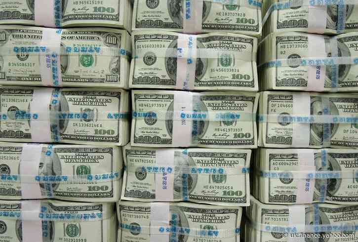 'Death Cross' strikes U.S. dollar as COVID-19 cases grow