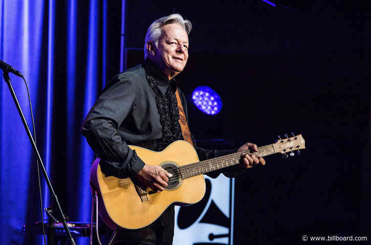 Tommy Emmanuel to Host Live Streams in Support of Indie Venues