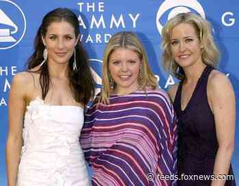 The Chicks explain their decision to remove 'Dixie' from their old 'stupid' band name
