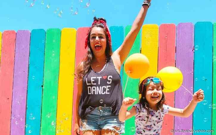 California woman sues after she lost her job when her children made noise while was working at home