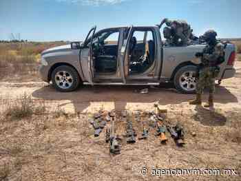Marinos encuentran Camionetas y armas que Sicarios abandonaron en Caborca; Sonora - Agencia NVM