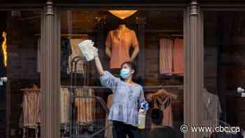 Eliminating COVID-19 cases in Canada will exact too heavy a toll on society, health experts say