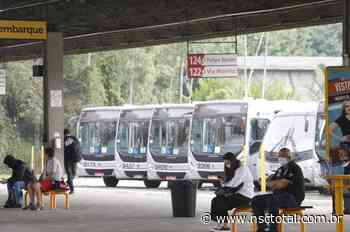Justiça derruba decisão da prefeitura e libera idosos em ônibus de Blumenau | NSC Total - NSC Total