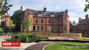 Magee medical school funding agreed by Executive - BBC News